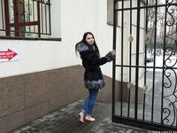Feet - Victoria B - 2016-07-29 Barefoot in the snowy street