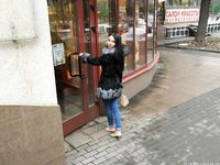 Feet - Victoria B - 2016-07-29 Barefoot in the snowy street