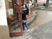 Feet - Victoria B - 2016-07-29 Barefoot in the snowy street