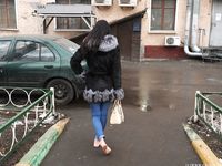 Feet - Victoria B - 2016-07-29 Barefoot in the snowy street