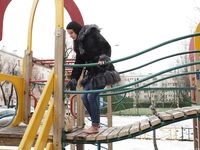 Feet - Victoria B - 2016-07-29 Barefoot in the snowy street