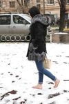 Feet - Victoria B - 2016-07-29 Barefoot in the snowy street