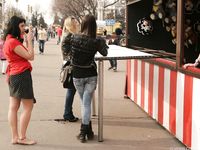 Feet - Vika - 2012-04-25 The first barefoot walk in 2012