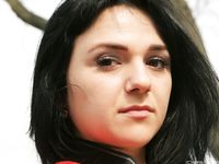 Feet - Vika - 2012-04-25 The first barefoot walk in 2012