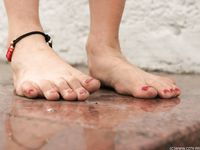 Feet - Vika - 2012-04-25 The first barefoot walk in 2012