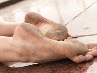 Feet - Vika - 2012-04-25 The first barefoot walk in 2012