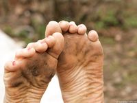 Feet - Vika - 2012-04-25 The first barefoot walk in 2012