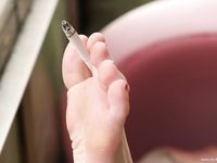 Feet - Viktoria - 2007-07-29 Barefoot home cleaning, spring slush and tender feet