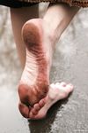 Feet - Viktoria - 2007-07-29 Barefoot home cleaning, spring slush and tender feet