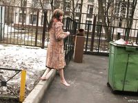 Feet - Viktoria - 2007-07-29 Barefoot home cleaning, spring slush and tender feet