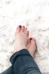 Feet - Yana - 2011-08-11 Snow and ice