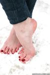Feet - Yana - 2011-08-11 Snow and ice