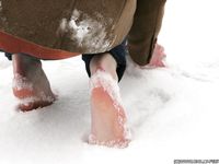 Feet - Yana - 2011-08-11 Snow and ice