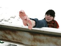 Feet - Yana - 2011-08-11 Snow and ice