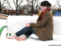 Feet - Yana - 2011-08-11 Snow and ice