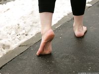 Feet - Zarina - 2013-09-17 Snowbreak