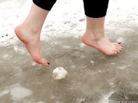Feet - Zarina - 2013-09-17 Snowbreak