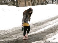 Feet - Zarina - 2013-09-17 Snowbreak