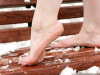 Feet - Zarina - 2013-09-17 Snowbreak