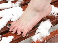 Feet - Zarina - 2013-09-17 Snowbreak