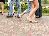 Feet - Zoya + Lana + Marisha - 2008-05-15 Barefoot ladies from Belarus