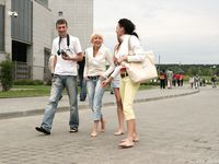 Feet - Zoya + Lana + Marisha - 2008-05-15 Barefoot ladies from Belarus