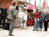 Feet - Zoya + Lana + Marisha - 2008-05-15 Barefoot ladies from Belarus