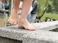 Feet - Zoya + Lana + Marisha - 2008-05-15 Barefoot ladies from Belarus