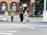 Feet - Zoya + Lera + Marisha - 2008-06-12 Barefoot ladies from Belarus