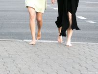 Feet - Zoya + Lera + Marisha - 2008-06-12 Barefoot ladies from Belarus