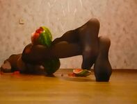 Watermelon crush in reverse legscissors