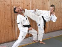 Barefoot Karate Facekicks