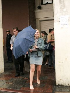 Feet - Irina - 2005-08-23 Barefoot walk under the rain