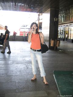 Feet - Jenya + Tanya - 2006-10-01 Barefoot trips to Russian towns. Tver