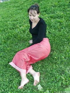 Feet - Lena A - 2004-04-14 Summer memories on the streets