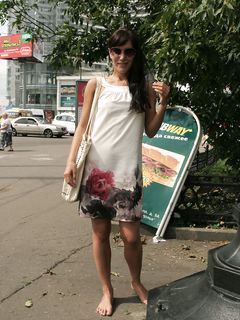 Feet - Marina A - 2012-12-07 Beauty in light summer dress and sunglasses