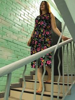 Feet - Nastya C - 2015-08-09 Afternoon city walk