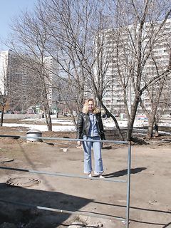 Feet - Oksana - 2005-04-07 Dirty feet in and outdoors