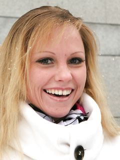 Feet - Oksana B - 2011-09-22 Hot feet on wet snow