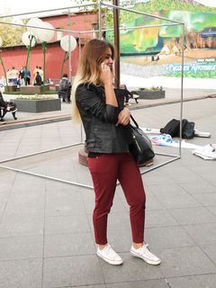 Feet - Uliana - 2016-11-29 Tired of shoes