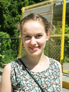 Feet - Valya A - 2016-02-28 A girl with plaited hair