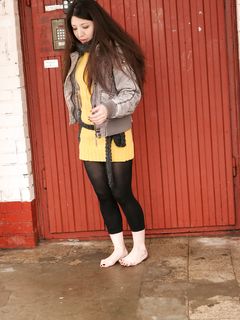 Feet - Zarina - 2013-09-17 Snowbreak