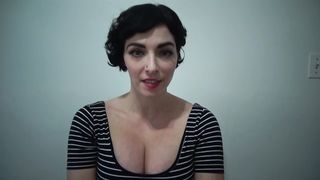 PantyhoseTherapy - Feeds On Itself