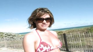 MagicalFeet - She Likes To Play With Strangers