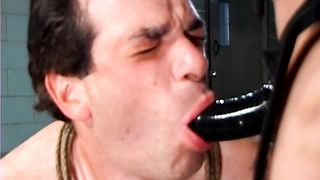 CaptiveMale - 261 Harmony, Les Moore