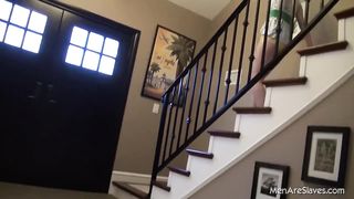 New Queen - Mare - Clean me when I pee