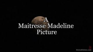 New Queen - 582019 - 018