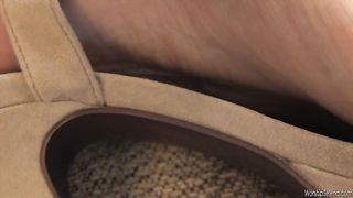 Worship Selena - s12040161_1xt