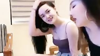 Chinese lezdom| Pls translate!