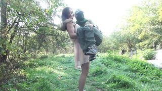 Elizabeth lift and carry